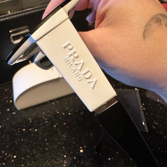 PRADA Sunglasses - Picture 5 of 11
